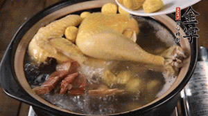 出國前加少許鹽，撒上蔥花即可。